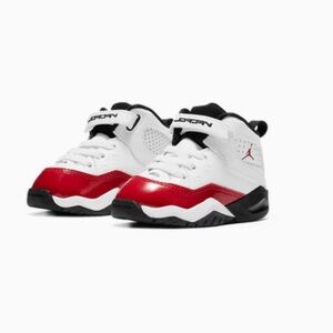 Air Jordan B'Loyal Sneakers